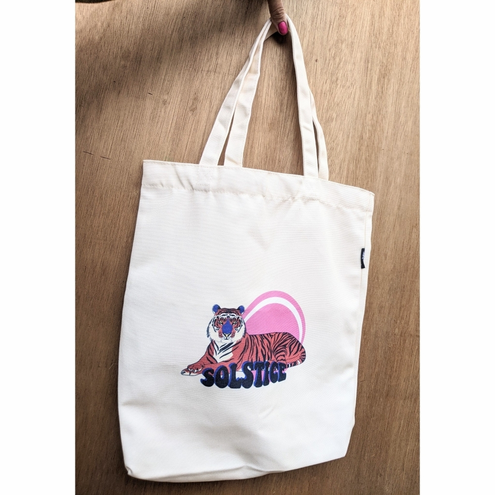 NWOT Solstice Intimates tiger canvas tote bag